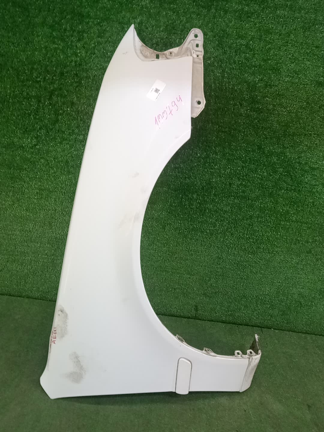 Крыло правое переднее TOYOTA SPRINTER CARIB AE111G, AE114G, AE115G 100794 1 ракурс