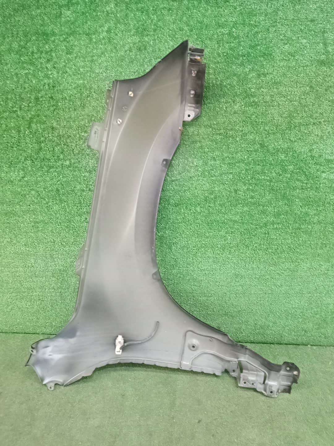 Крыло левое переднее SUZUKI ESCUDO TA74W, TD94W, TD54W 100835 3 ракурс