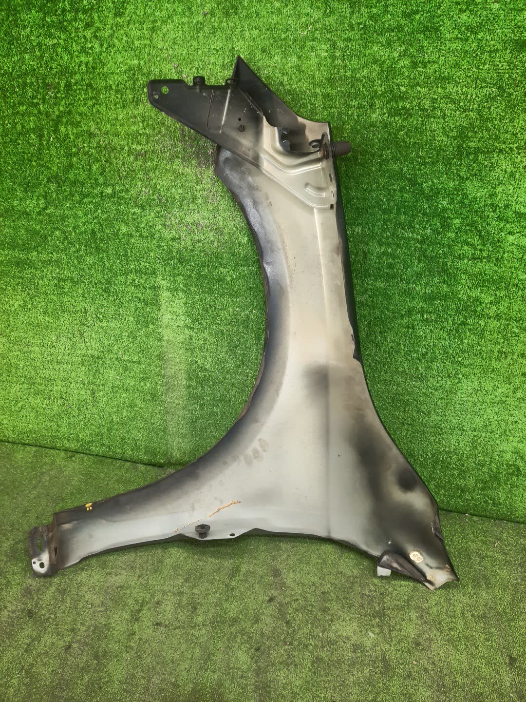 Крыло правое переднее VOLVO V60, S60 FW45, FW47, FW, FW52, FW48, FW90, FS44, FS47, FS40, FS45, FS70, FS, Y20, FS48, FS84, FS90 100853 4 ракурс