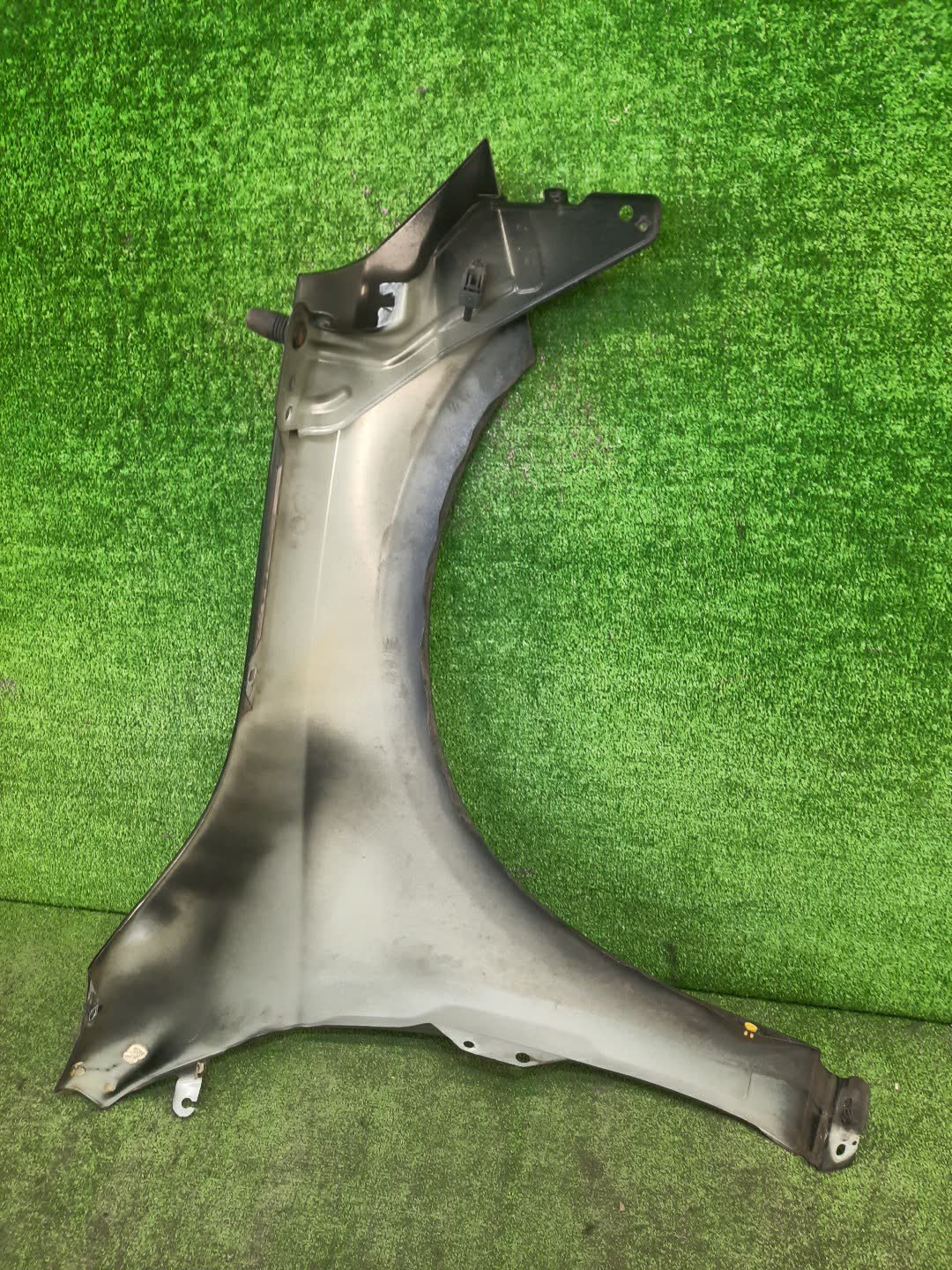 Крыло левое переднее VOLVO V60, S60 FW45, FW47, FW, FW52, FW48, FW90, FS44, FS47, FS40, FS45, FS70, FS, Y20, FS48, FS84, FS90 100863 4 ракурс