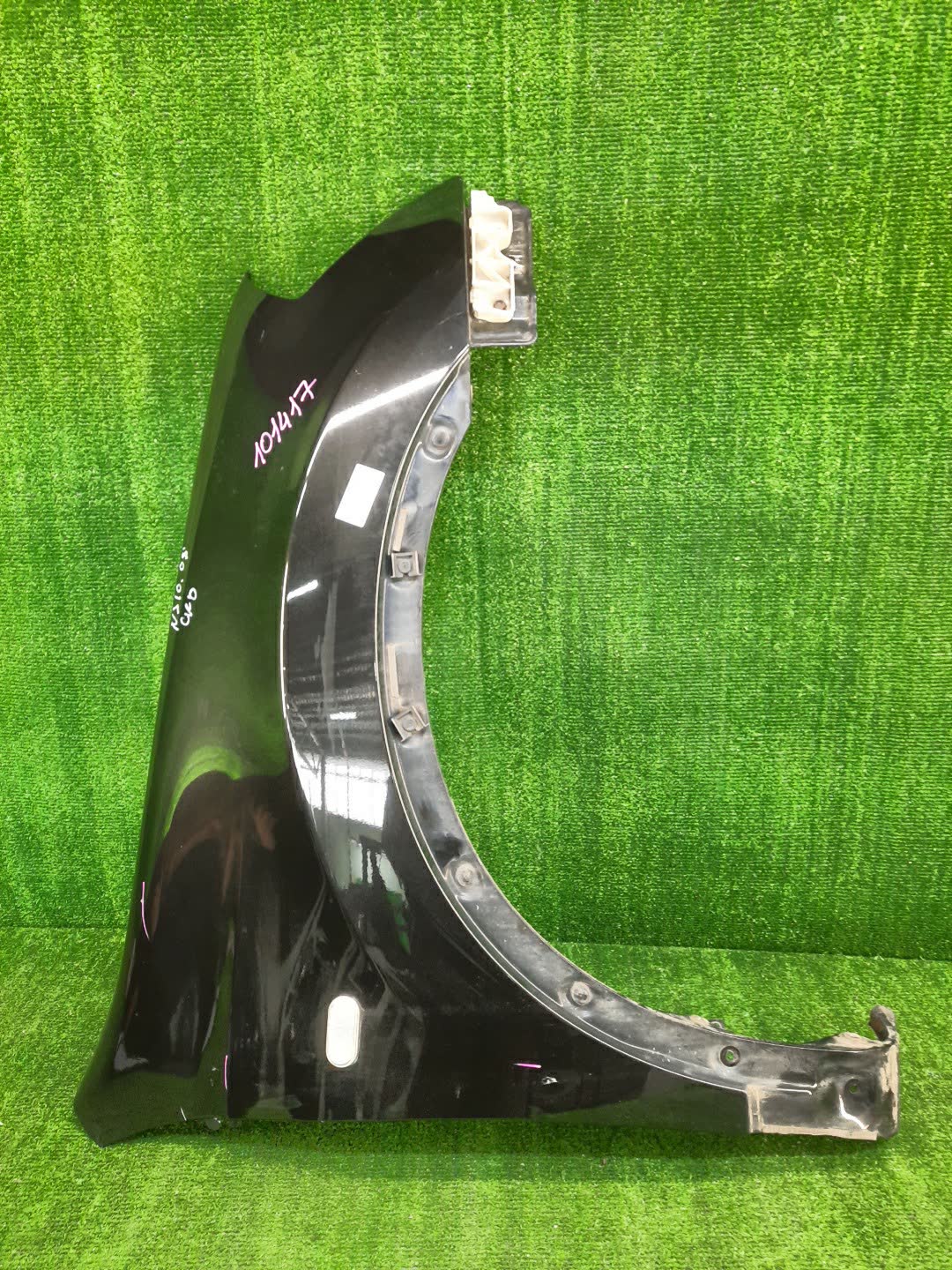 Крыло правое переднее NISSAN DUALIS J10, KNJ10, KJ10, NJ10 101417 1 ракурс