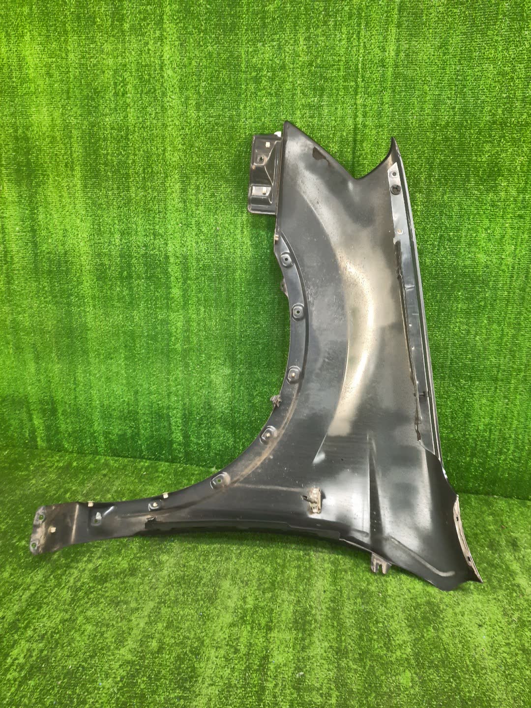 Крыло правое переднее NISSAN DUALIS J10, KNJ10, KJ10, NJ10 101682 4 ракурс