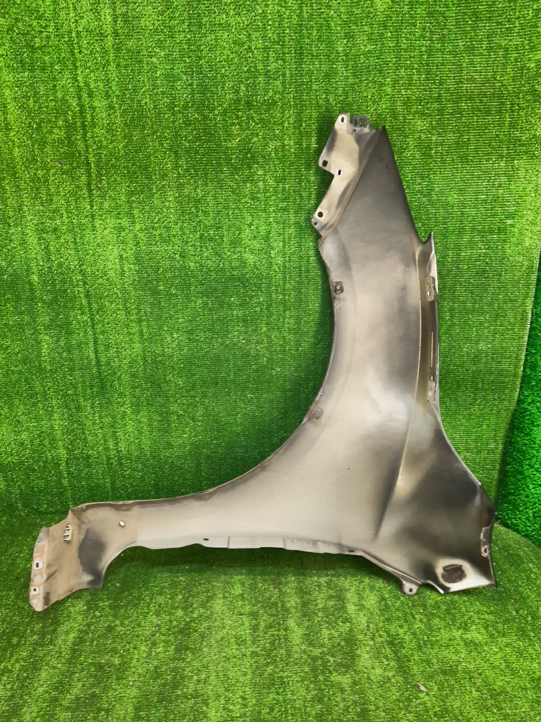 Крыло правое переднее MAZDA AXELA, MAZDA 3, 3 BL6FJ, BLEFW, BL5FP, BLEAP, BLEFP, BLFFP, BL3FW, BL5FW, BLEAW, BLFFW, BL 101707 5 ракурс
