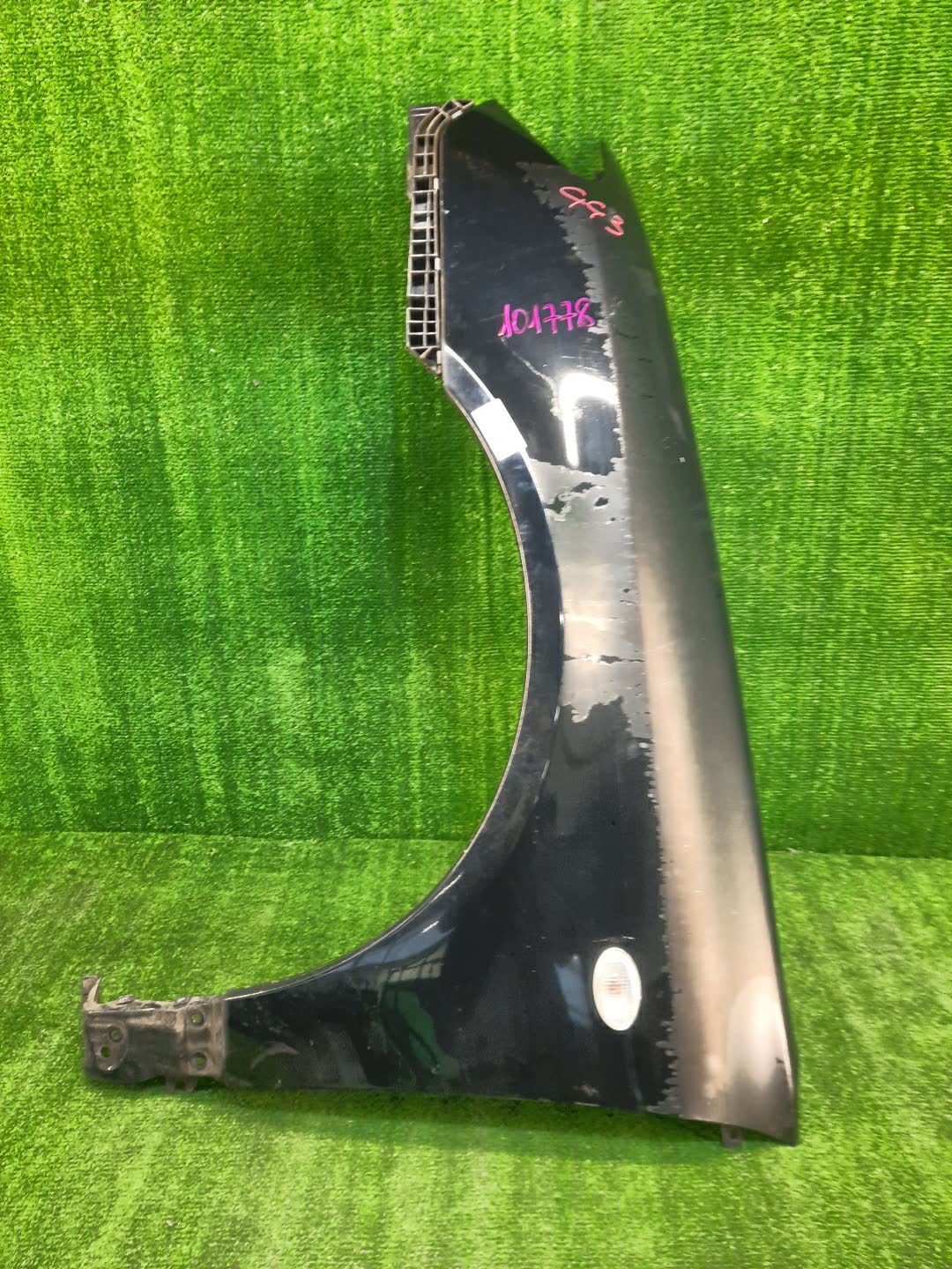 Крыло левое переднее SUBARU IMPREZA WRX, IMPREZA GDA, GGA, GDD, GG2, GG9, GGD, GG3, GGC, GD3, GD2, GD9 101778 1 ракурс