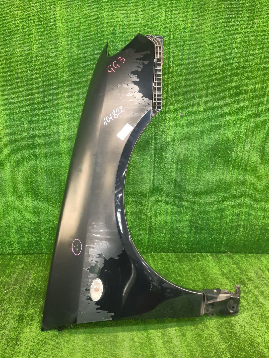 Крыло правое переднее SUBARU IMPREZA WRX, IMPREZA GDA, GGA, GDD, GG2, GG9, GGD, GG3, GGC, GD3, GD2, GD9 101822 1 ракурс