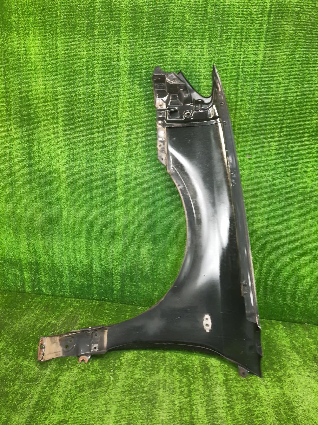 Крыло правое переднее SUBARU IMPREZA WRX, IMPREZA GDA, GGA, GDD, GG2, GG9, GGD, GG3, GGC, GD3, GD2, GD9 101822 4 ракурс