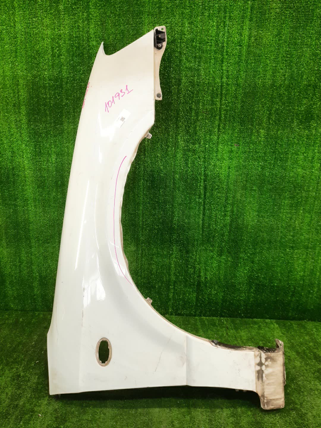 Крыло правое переднее SUBARU LEGACY BH9, BE5, BH5, BHE, BHC, BE9 101931 1 ракурс