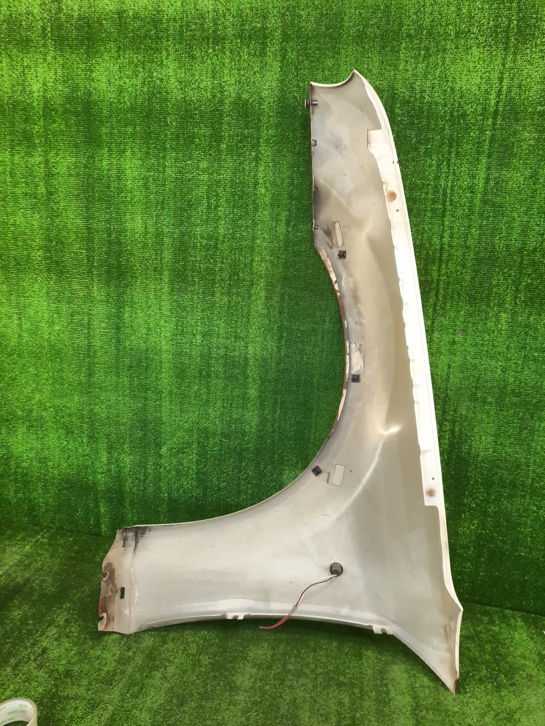 Крыло правое переднее CHRYSLER 300C LX 102025 2 ракурс