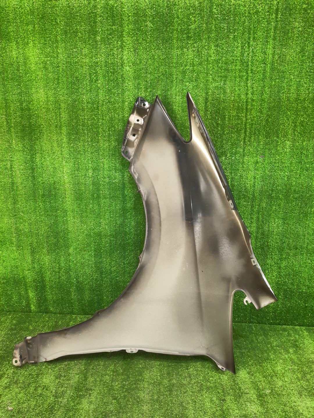 Крыло правое переднее TOYOTA WISH ZGE20W, ZGE20G, ZGE25W, ZGE21G, ZGE22W, ZGE25G X 5 ракурс