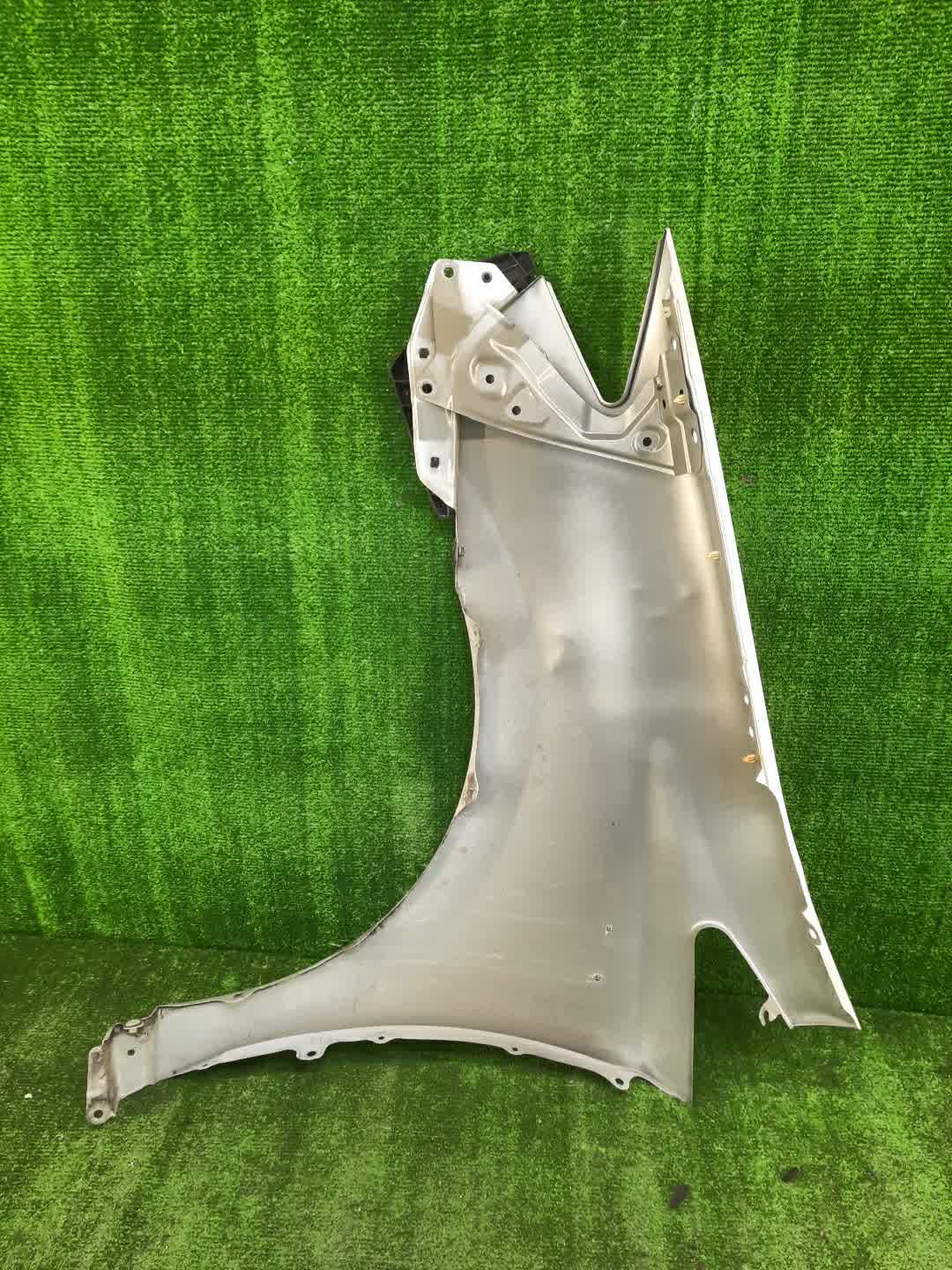 Крыло правое переднее TOYOTA SAI AZK10 102187 5 ракурс