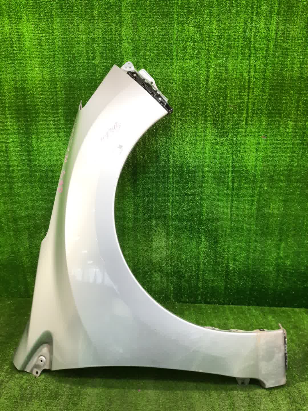 Крыло правое переднее SUBARU IMPREZA GP2, GP3, GP6, GJ2, GJ3, GJ6, GJ7, GP7 102343 1 ракурс
