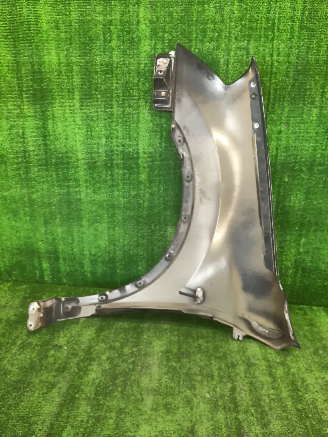 Крыло правое переднее NISSAN DUALIS J10, KNJ10, KJ10, NJ10 102419 5 ракурс
