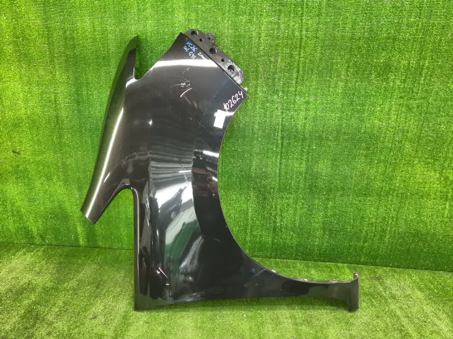 Крыло правое переднее NISSAN SERENA C26 102624 1 ракурс