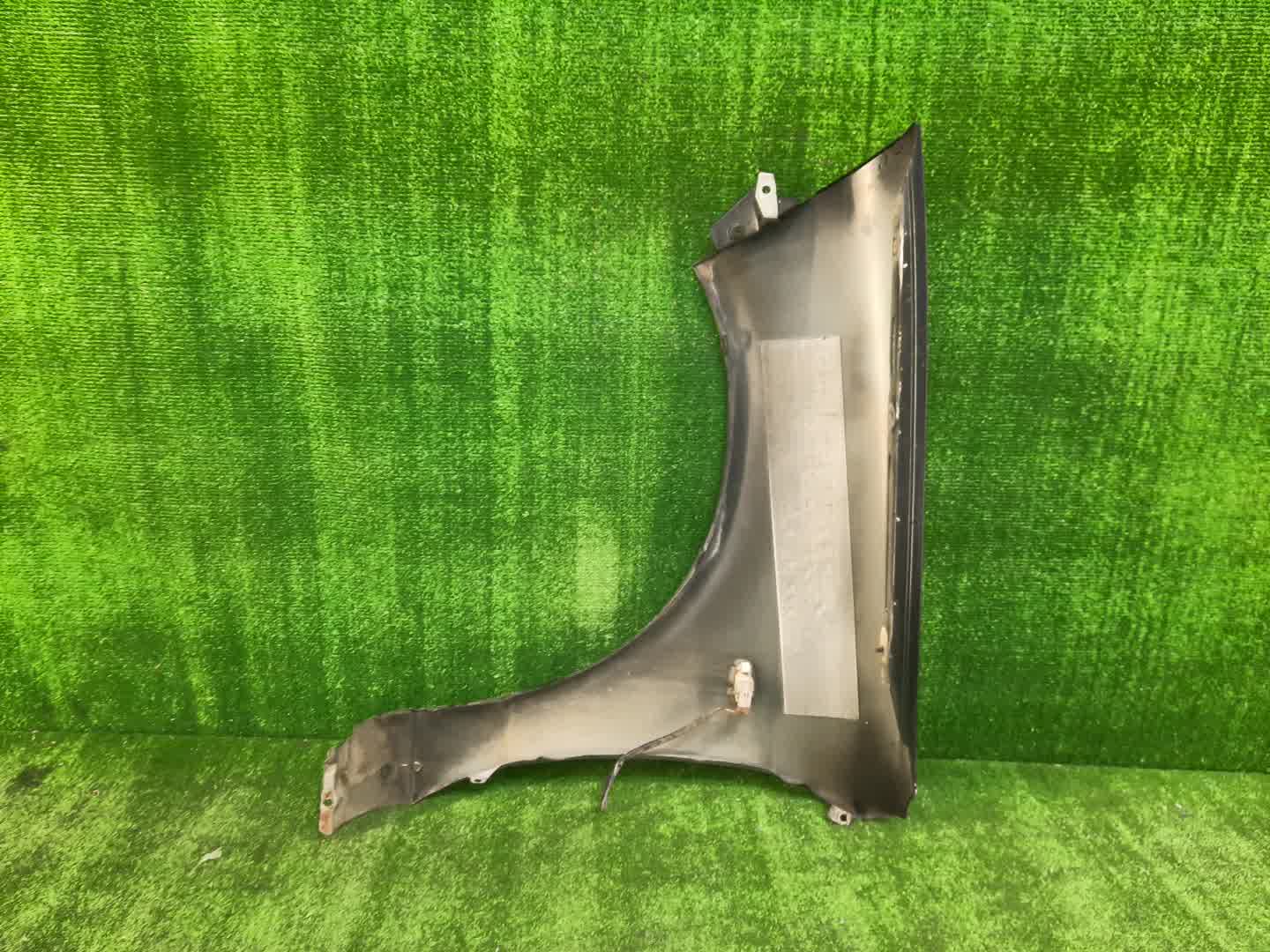 Крыло правое переднее NISSAN WINGROAD Y11, WFY11, WHNY11, WRY11, WPY11, WHY11 102660 5 ракурс