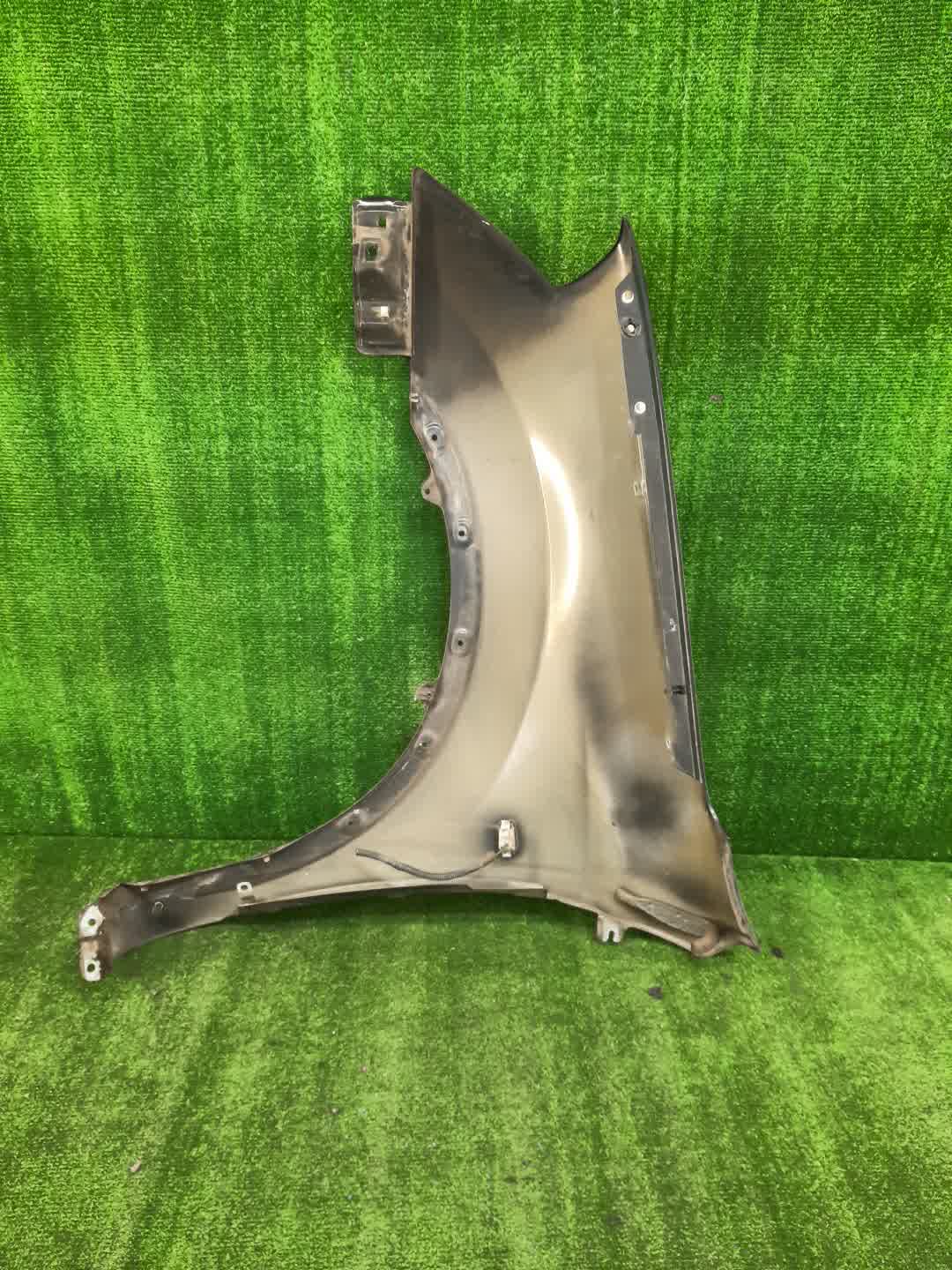 Крыло правое переднее NISSAN DUALIS J10, KNJ10, KJ10, NJ10 102679 4 ракурс