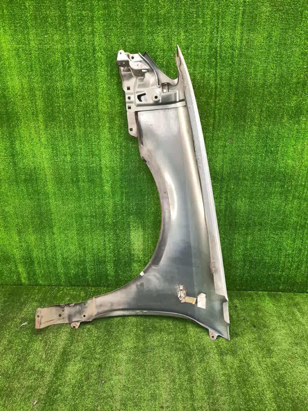 Крыло правое переднее SUBARU IMPREZA WRX, IMPREZA GDA, GGA, GDD, GG2, GG9, GGD, GG3, GGC, GD3, GD2, GD9 102682 5 ракурс