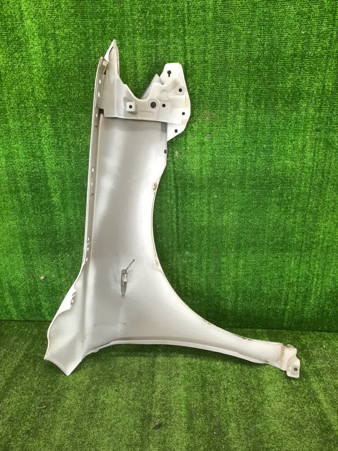 Крыло левое переднее TOYOTA CAMRY, ALTIS AHV40, GSV40, ACV40, ACV45, ACV40N, ACV45N 102819 4 ракурс