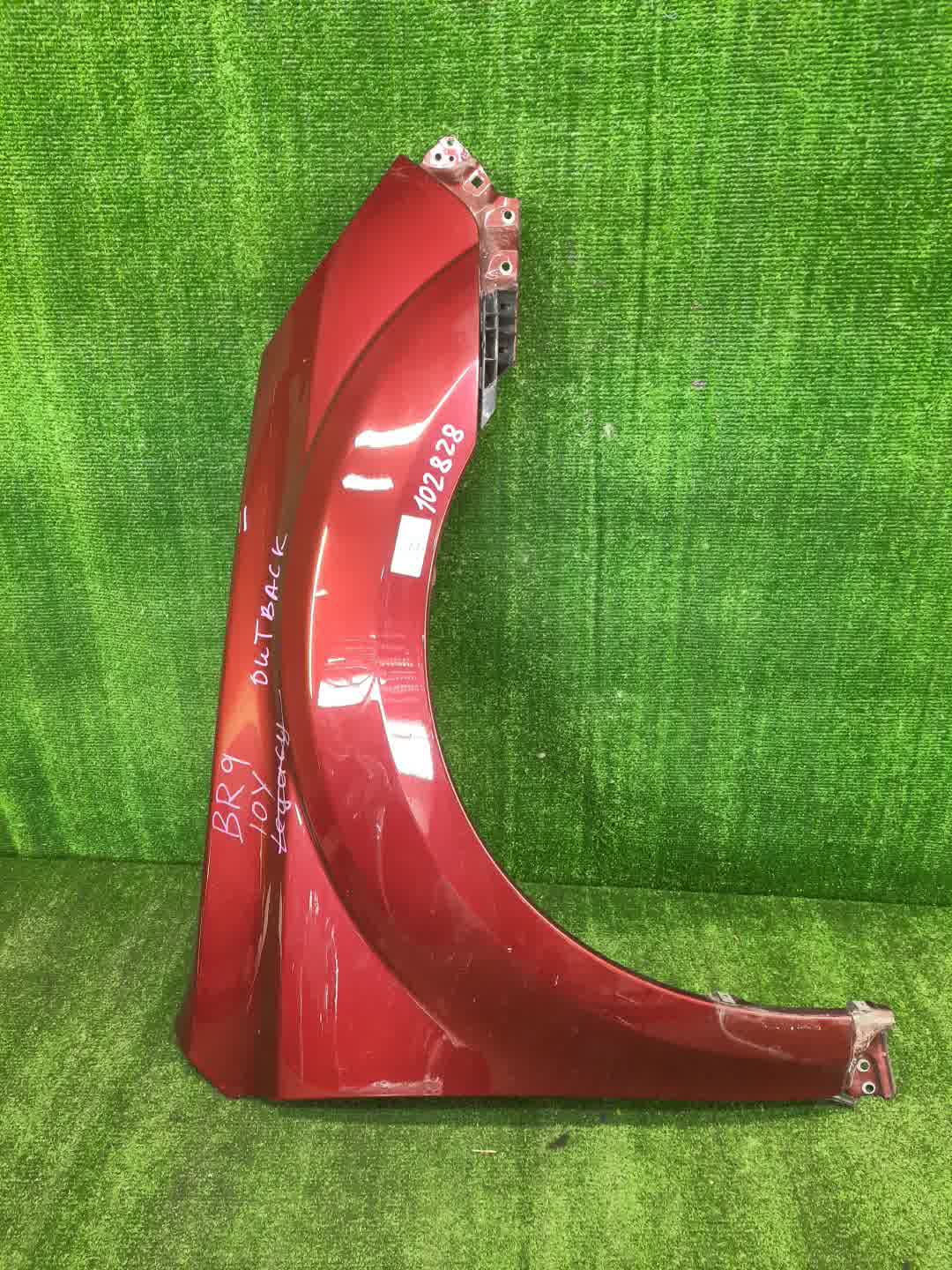 Крыло правое переднее SUBARU OUTBACK BRM, BRF, BR9 102828 1 ракурс