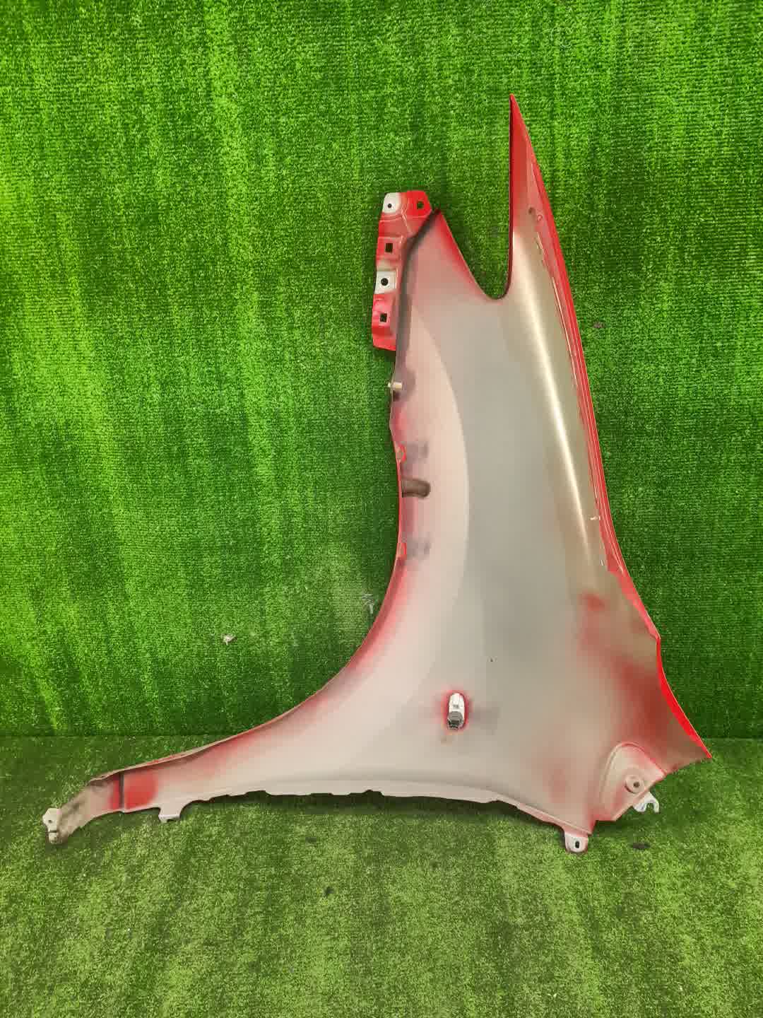 Крыло правое переднее MAZDA MPV LW3W, LW5W, LWEW, LWFW 102870 4 ракурс