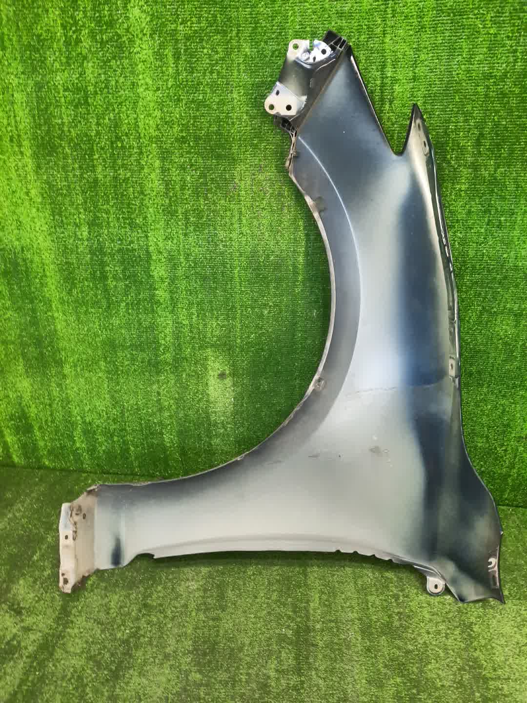Крыло правое переднее MAZDA AXELA, MAZDA 3, 3 BMLFS, BM6FJ, BM2AS, BM2FP, BM2AP, BM5FP, BM5FS, BM5AS, BM5AP, BM2FS, BYEFP, BMEFS, BM 0407 4 ракурс