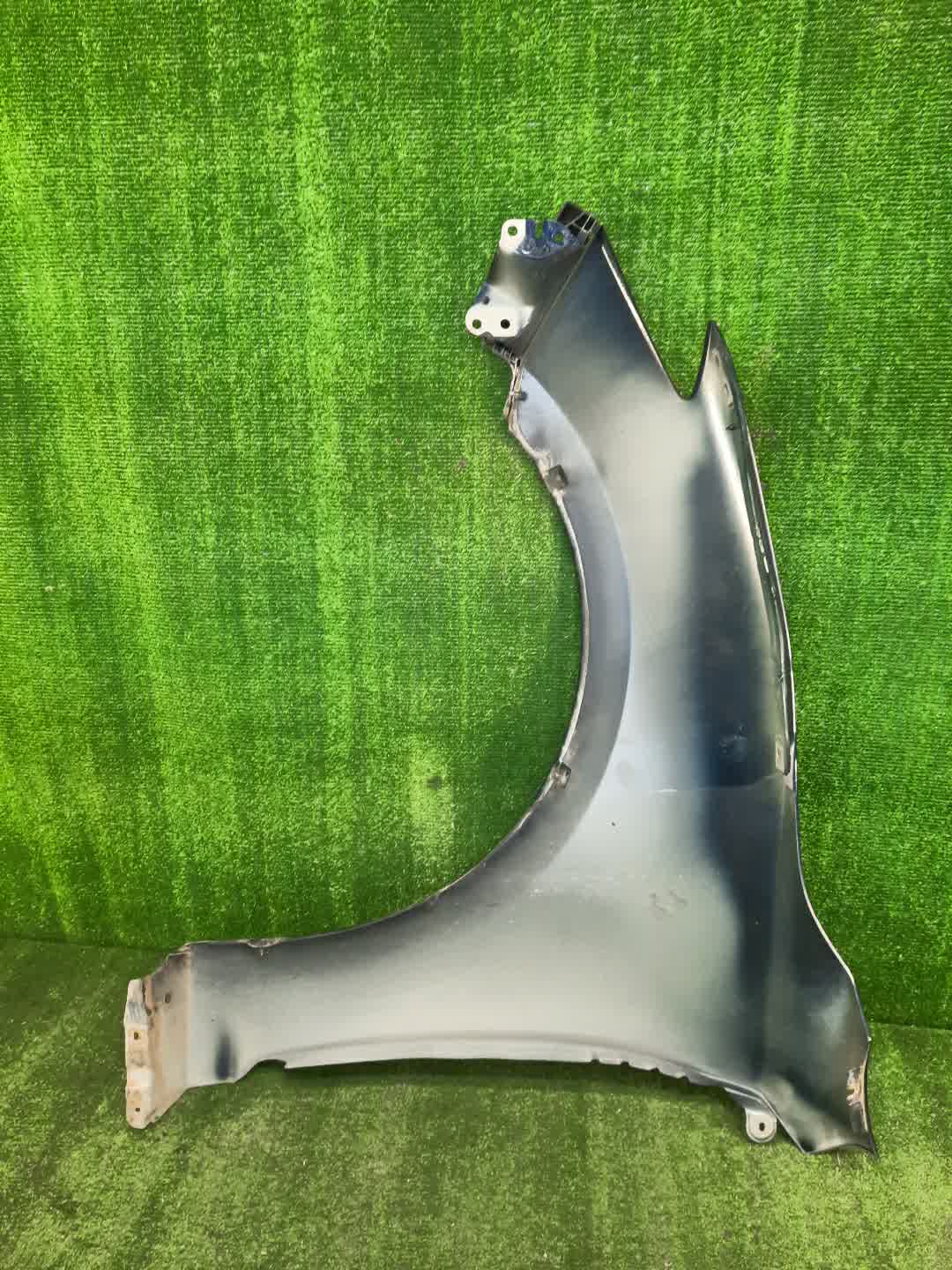 Крыло правое переднее MAZDA AXELA, MAZDA 3, 3 BMLFS, BM6FJ, BM2AS, BM2FP, BM2AP, BM5FP, BM5FS, BM5AS, BM5AP, BM2FS, BYEFP, BMEFS, BM 0412 5 ракурс