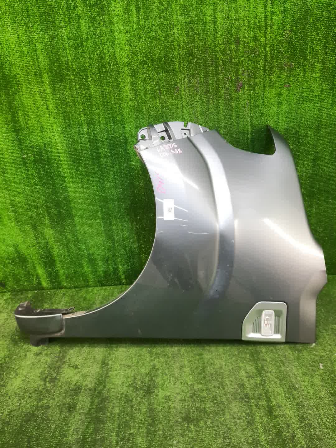 Крыло левое переднее DAIHATSU PIXIS MEGA, HIJET CADDIE, WAKE LA700A, LA710A, LA700V, LA710V, LA710S, LA700S 0419 1 ракурс