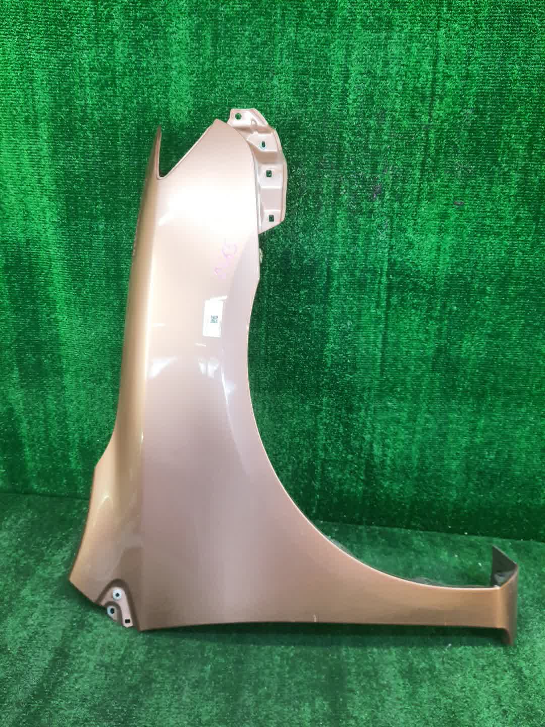 Крыло правое переднее TOYOTA COROLLA FIELDER, COROLLA  AXIO ZRE144G, ZRE142G, NZE144G, NZE141G, NZE141, NZE144, ZRE142, ZRE144 0565 1 ракурс