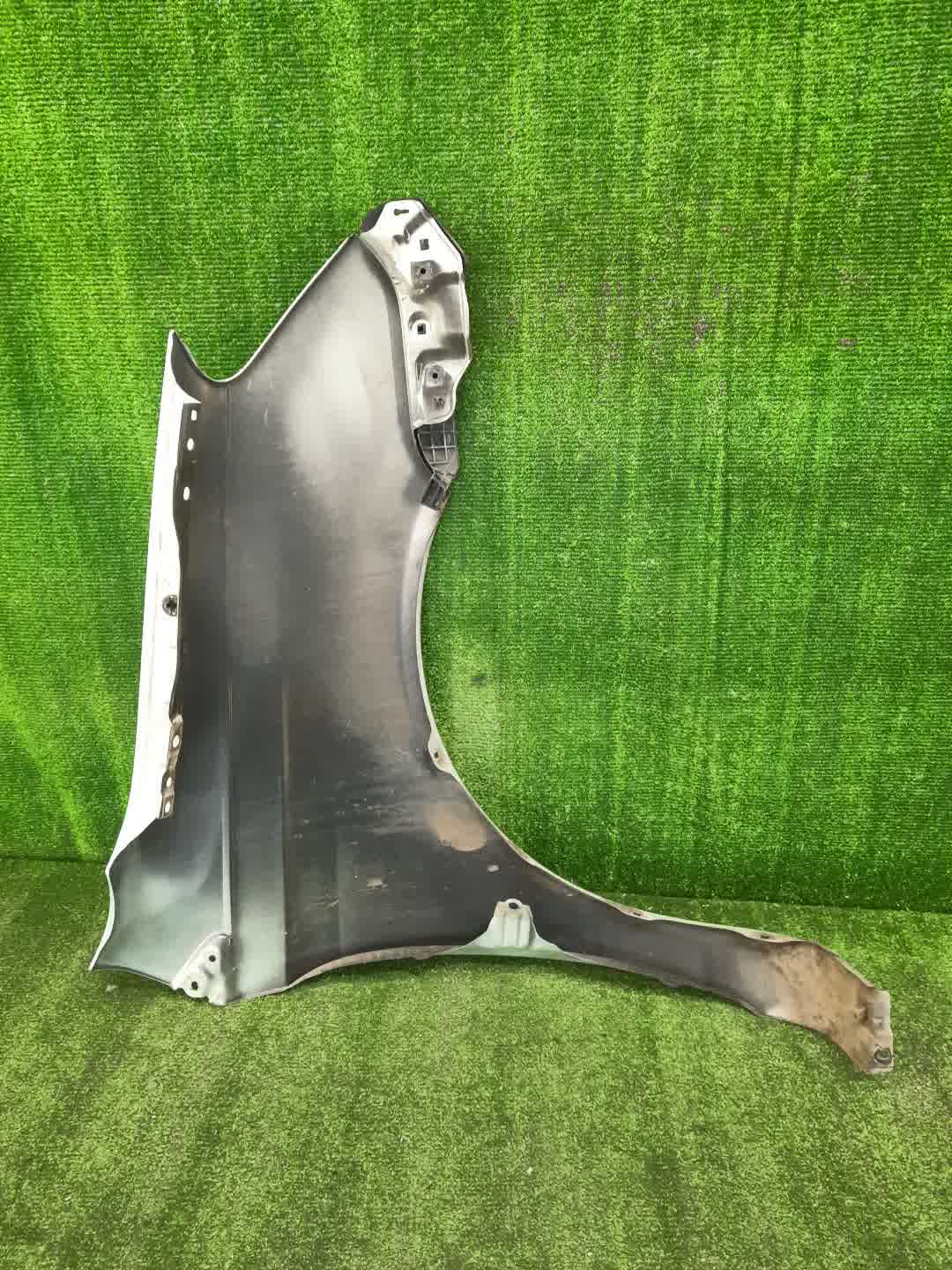 Крыло левое переднее TOYOTA PLATZ NCP12, SCP11, NCP16 0807 4 ракурс