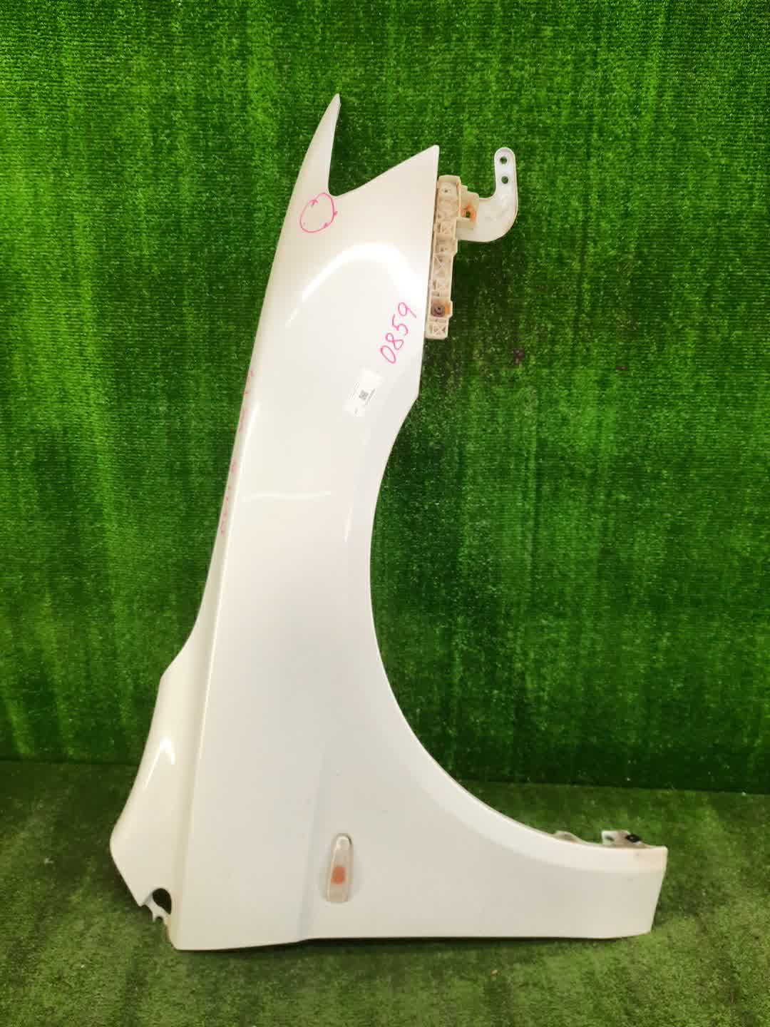 Крыло правое переднее MITSUBISHI LANCER, GALANT FORTIS CY4A, CY2A, CY3A, CY6A, CX6A, CX4A, CX3A 0859 1 ракурс