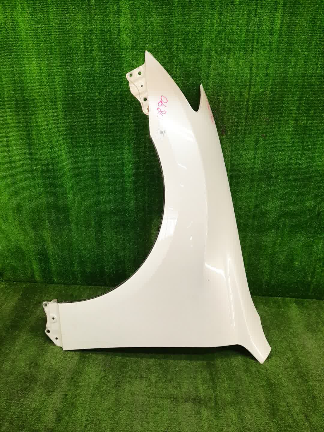 Крыло левое переднее TOYOTA CROWN GRS200 0890 1 ракурс