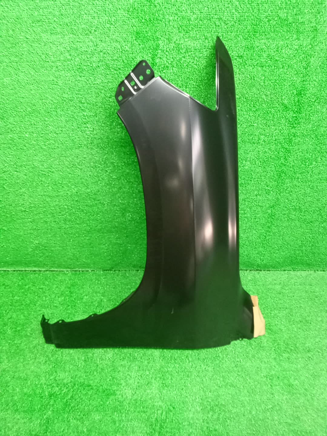 Крыло левое переднее TOYOTA LAND CRUISER URJ202 53802-60D60 1 ракурс