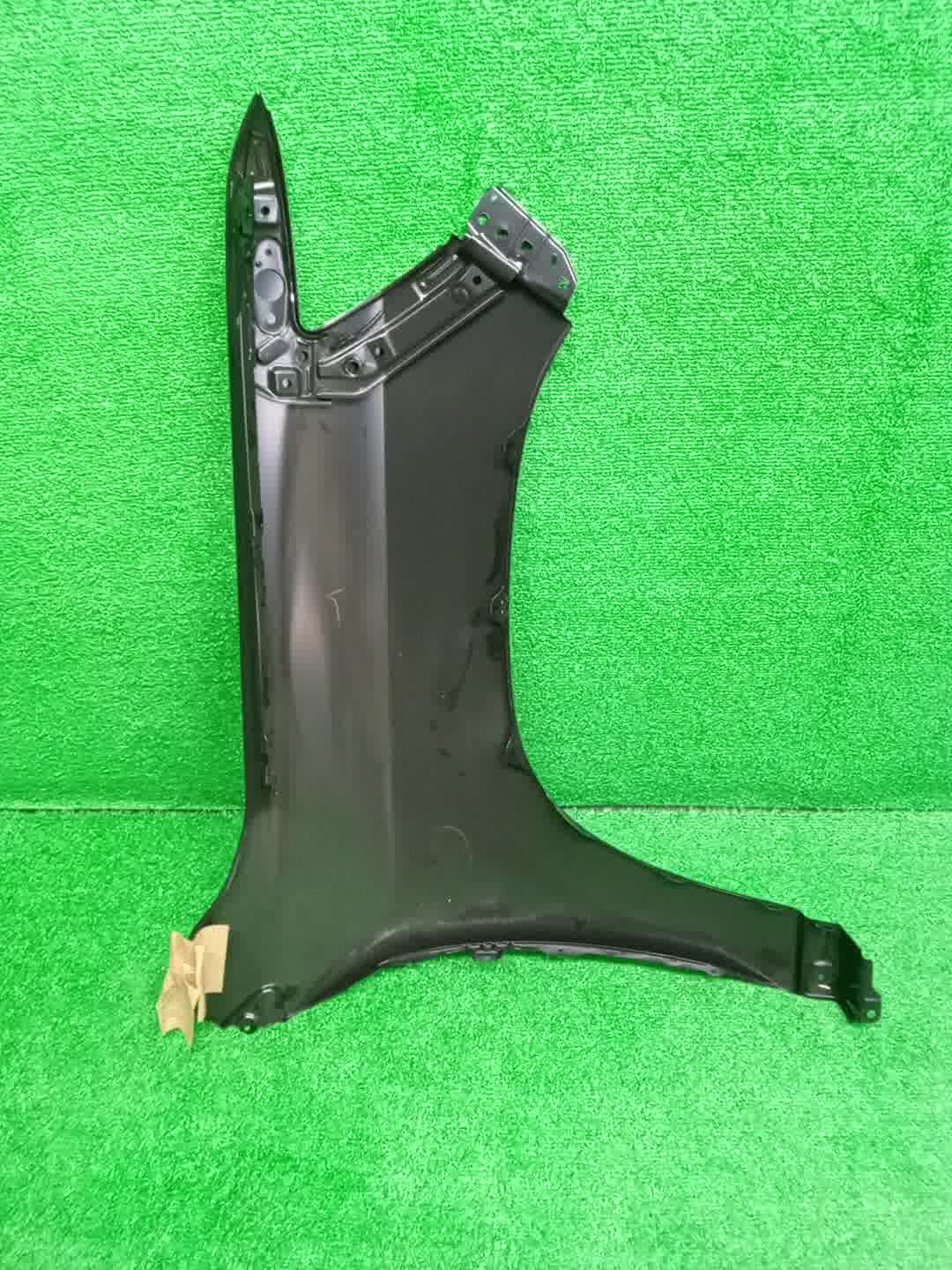 Крыло левое переднее TOYOTA LAND CRUISER URJ202 53802-60D60 2 ракурс