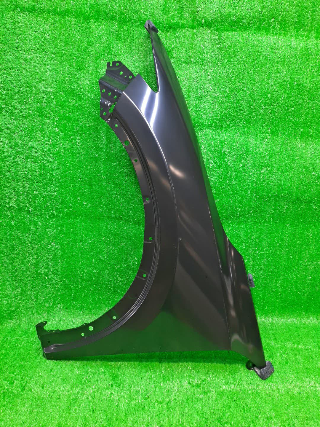 Крыло левое переднее MAZDA CX-8, CX-5 KG2P, KG5P, KF5P, KF2P, KFEP KB7W-52-211 1 ракурс