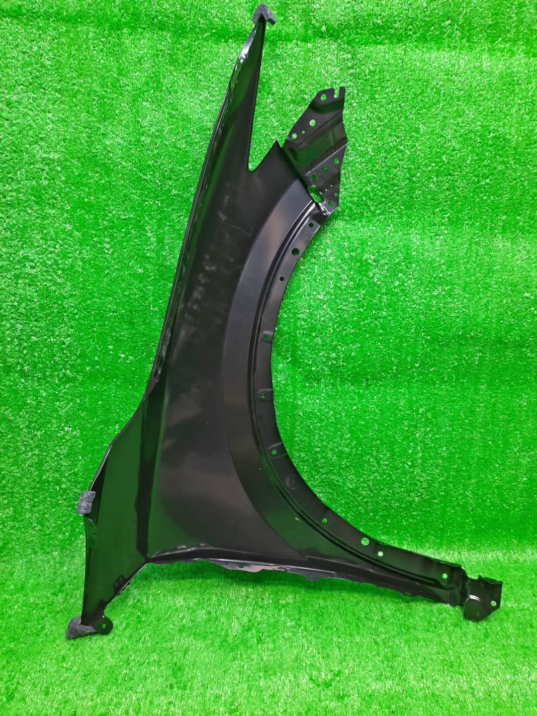 Крыло левое переднее MAZDA CX-8, CX-5 KG2P, KG5P, KF5P, KF2P, KFEP KB7W-52-211 2 ракурс