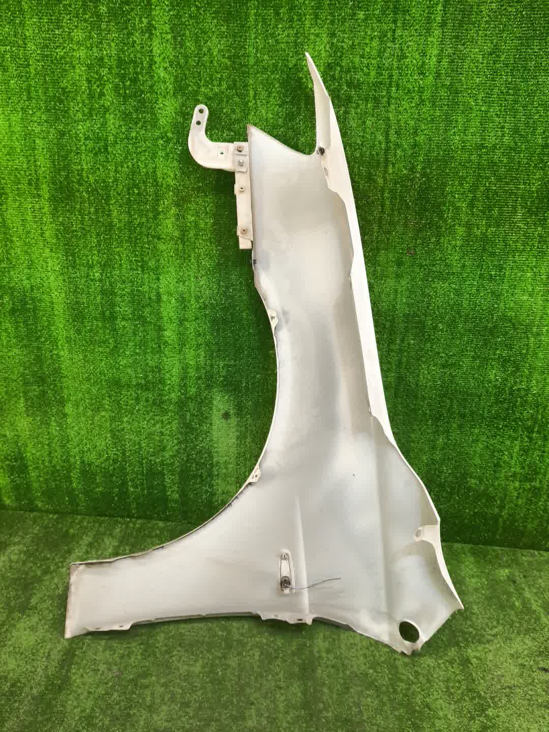 Крыло правое переднее MITSUBISHI LANCER, GALANT FORTIS CY4A, CY2A, CY3A, CY6A, CX6A, CX4A, CX3A 1009 5 ракурс