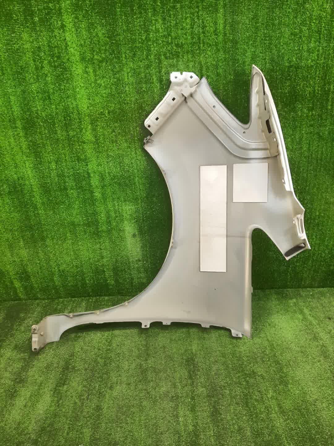 Крыло правое переднее NISSAN SERENA C26 1362 4 ракурс