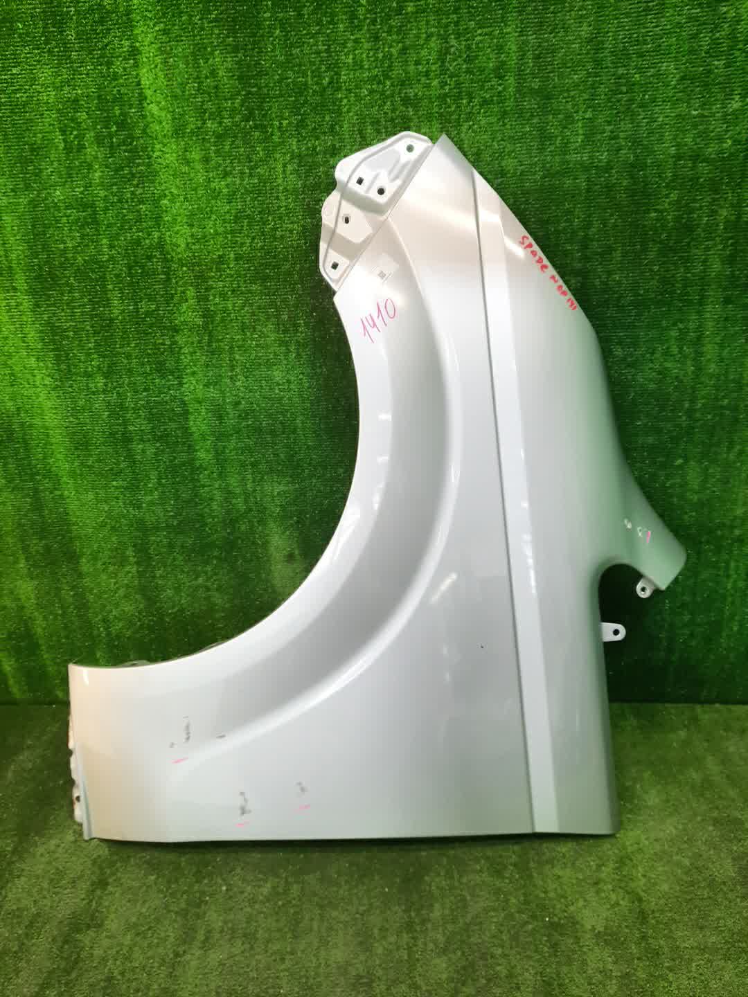 Крыло левое переднее TOYOTA SPADE NCP141, NSP140, NSP141, NCP145 1410 1 ракурс