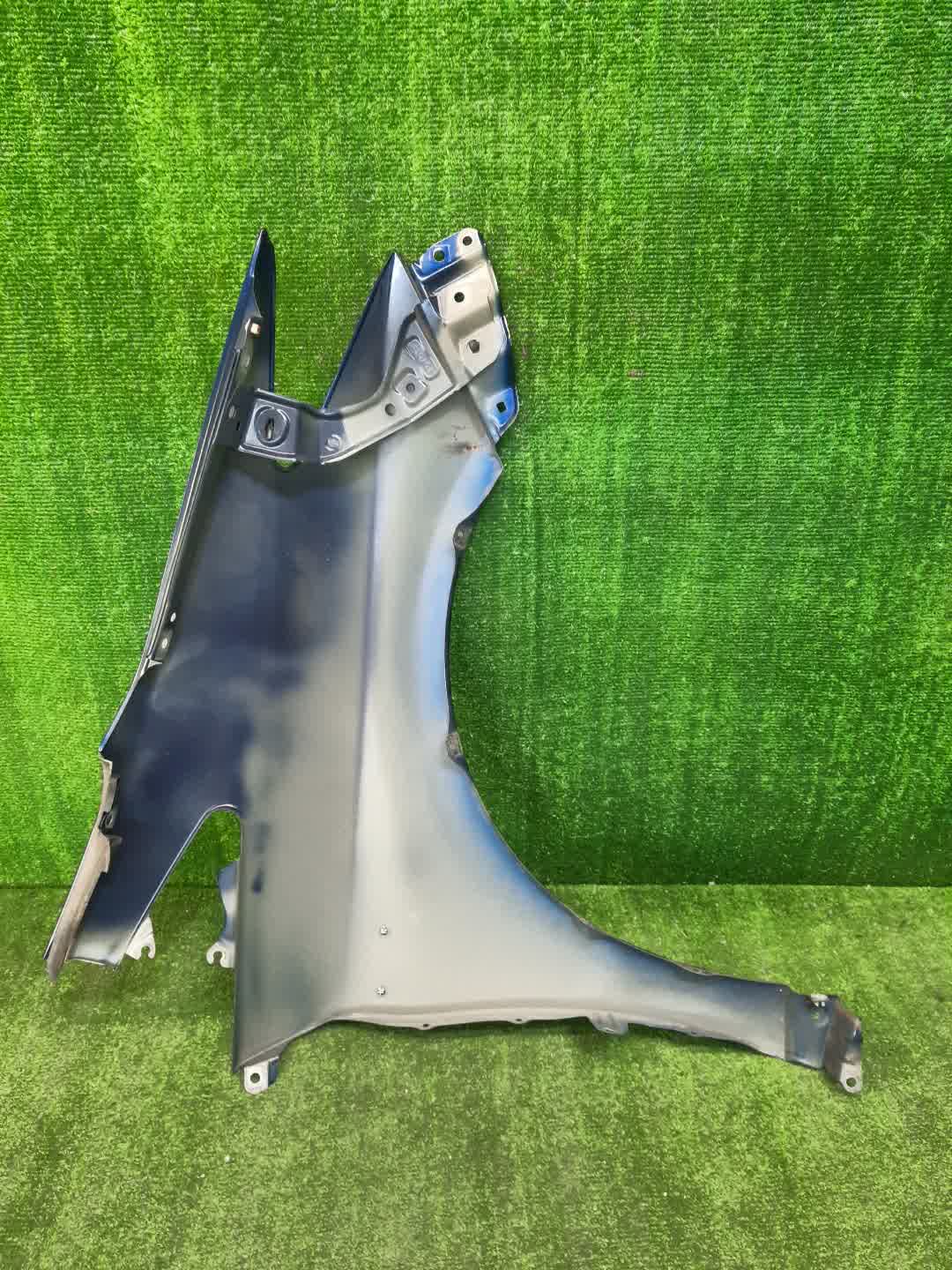Крыло левое переднее TOYOTA PRIUS ZVW30 1412 4 ракурс