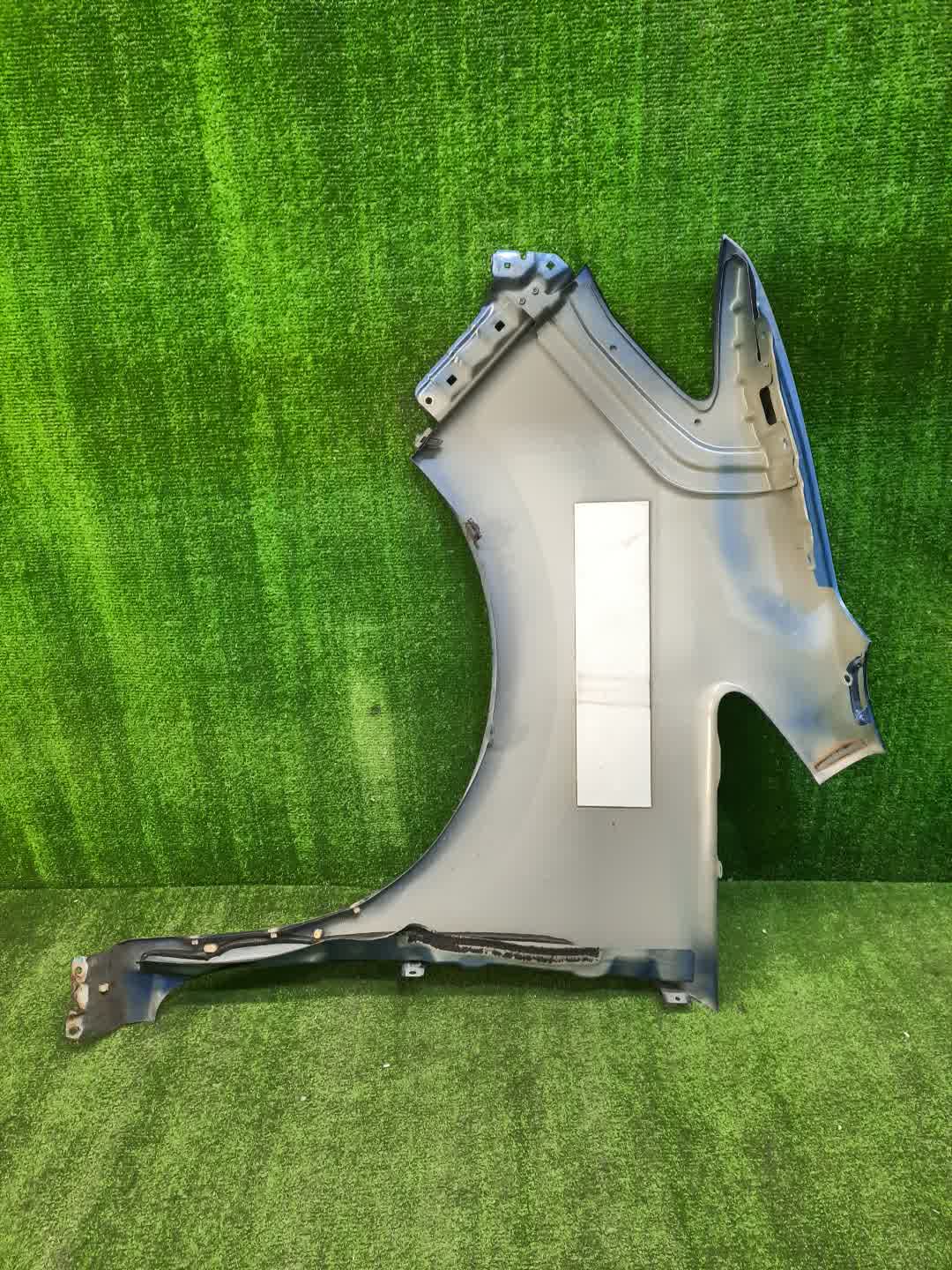 Крыло правое переднее NISSAN SERENA C26 1442 4 ракурс