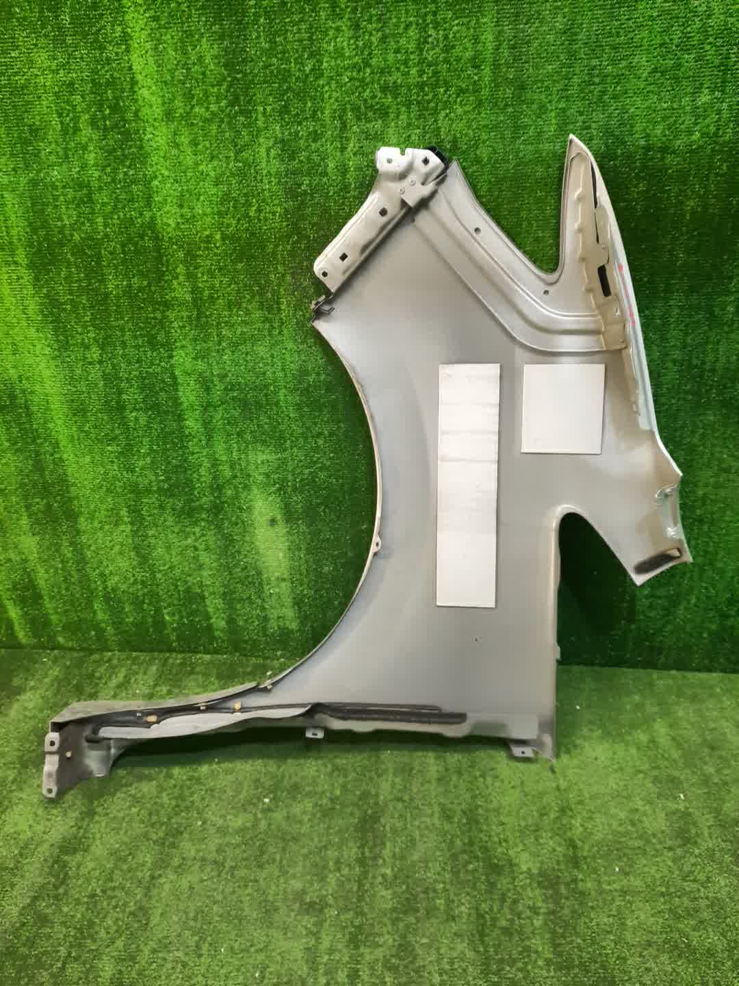 Крыло правое переднее NISSAN SERENA C26 1443 3 ракурс