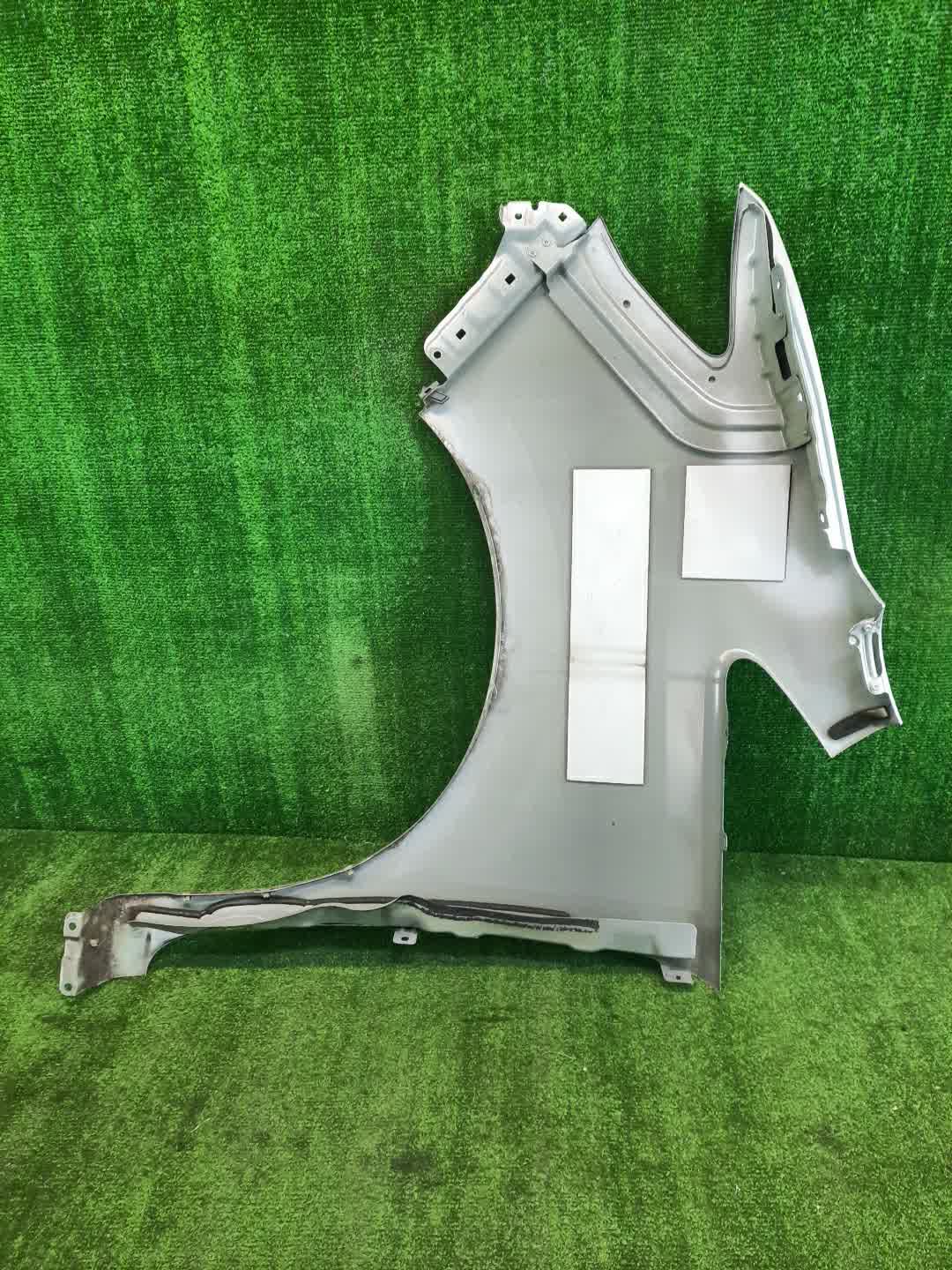 Крыло правое переднее NISSAN SERENA C26 1772 3 ракурс