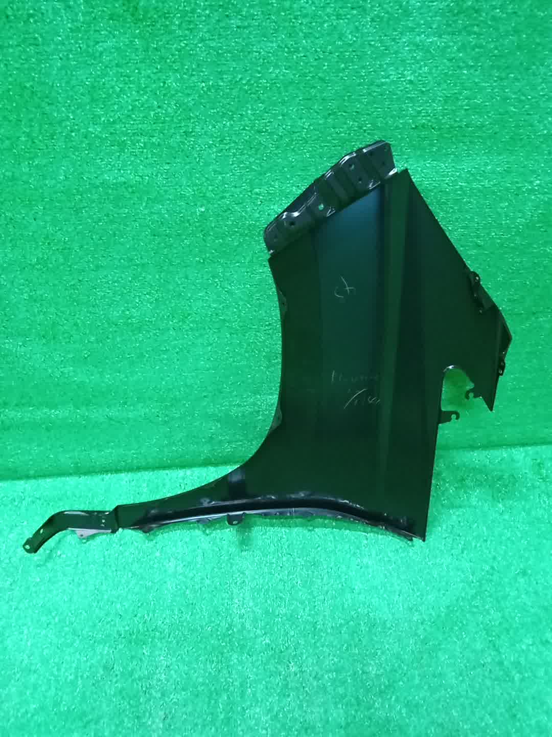 Крыло правое переднее TOYOTA NOAH MZRA90W 53811-V1010 2 ракурс