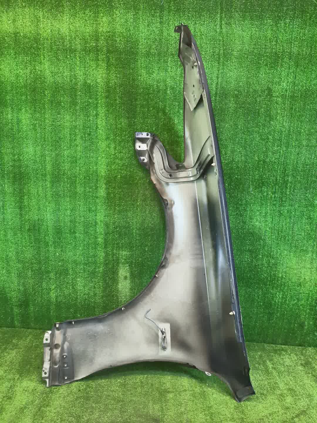 Крыло правое переднее LEXUS LS600h UVF45 2027 4 ракурс