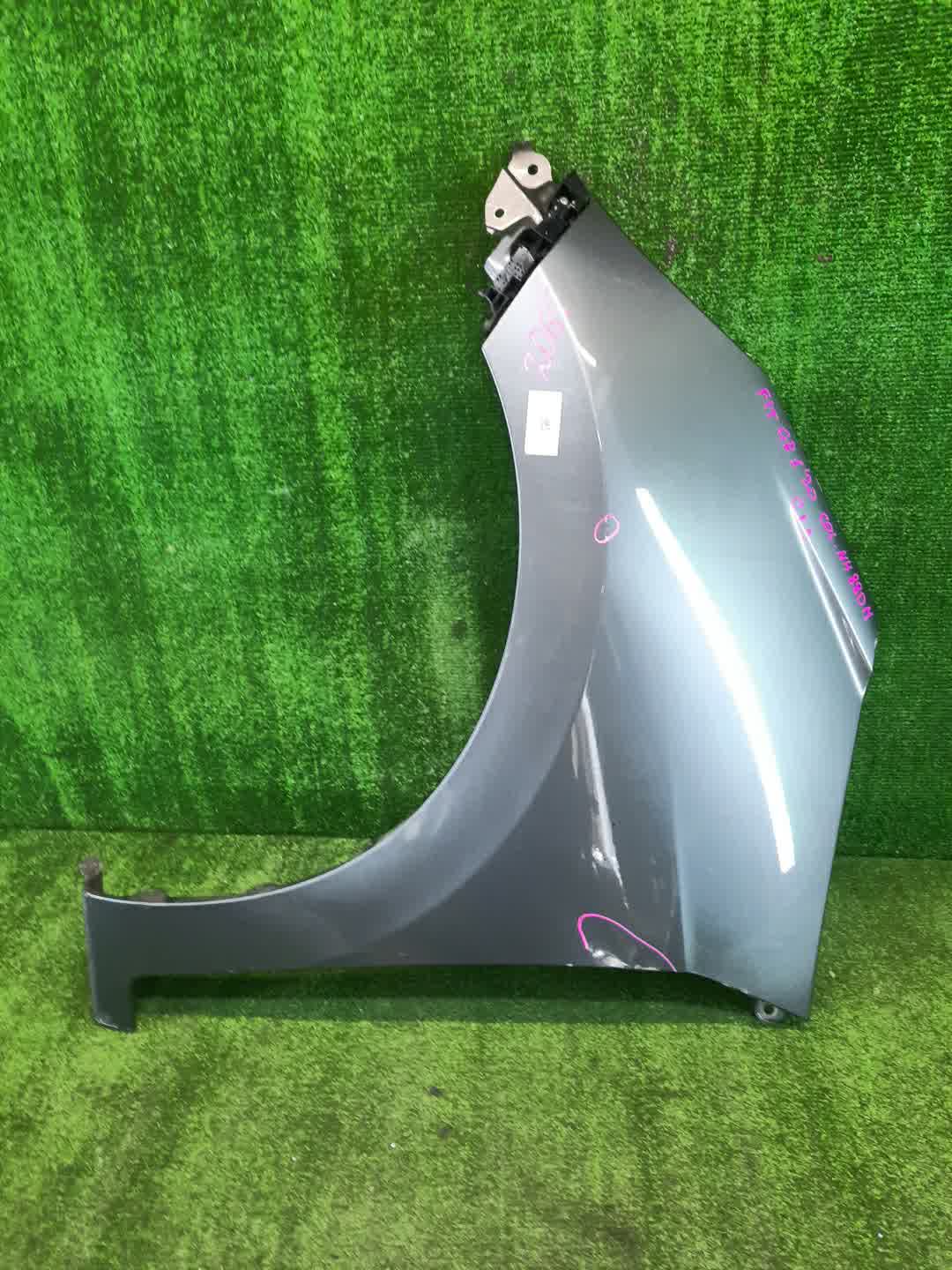 Крыло левое переднее HONDA FIT, JAZZ GR3, GR4, GR2, GR1, GR6, GR5, GR7,  2065 1 ракурс