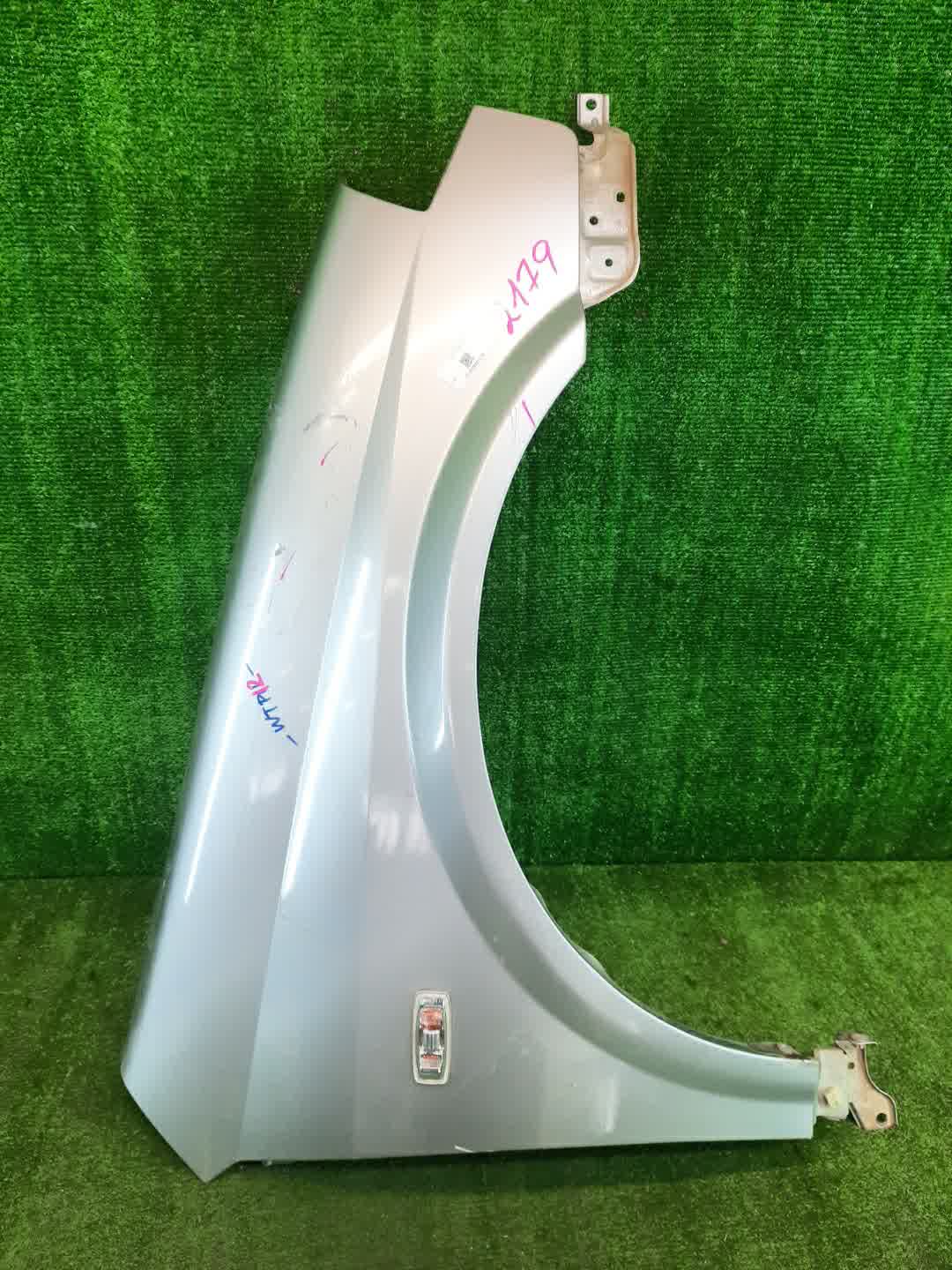 Крыло правое переднее NISSAN PRIMERA P12, QP12, TNP12, TP12, HP12, RP12, WTNP12, WHP12, WRP12 2179 1 ракурс Крыло правое переднее NISSAN PRIMERA P12, QP12, TNP12, TP12, HP12, RP12, WTNP12, WHP12, WRP12 2179 1 ракурс