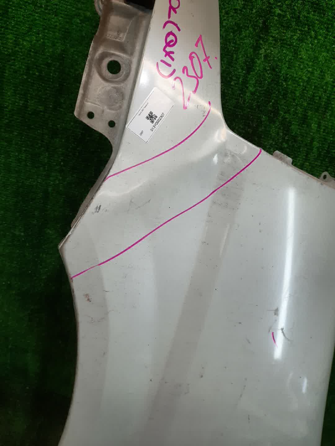 Крыло левое переднее NISSAN SERENA TNC24, TC24, RC24, PC24, PNC24, VC24, VNC24 2307 2 ракурс