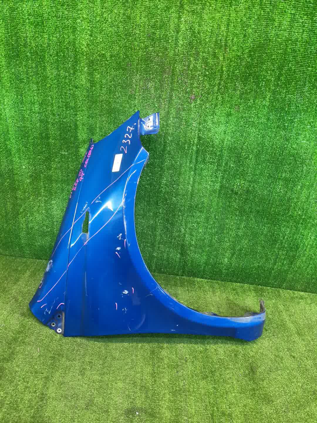 Крыло правое переднее TOYOTA VITZ, YARIS SCP10, NCP10, SCP13, NCP15, NCP11, NCP13 2327 1 ракурс