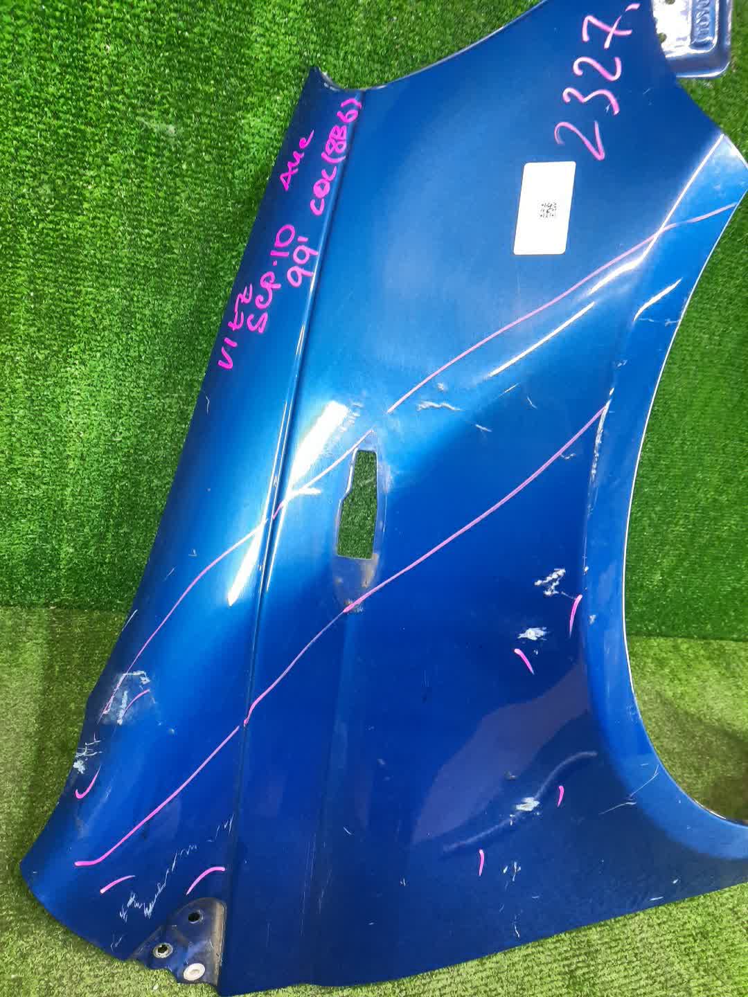 Крыло правое переднее TOYOTA VITZ, YARIS SCP10, NCP10, SCP13, NCP15, NCP11, NCP13 2327 2 ракурс