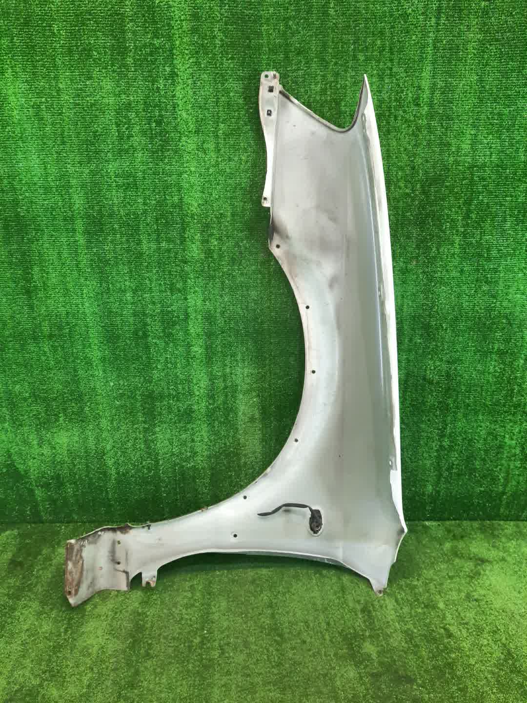 Крыло правое переднее SUBARU LEGACY LANCASTER BHE 2729 2 ракурс