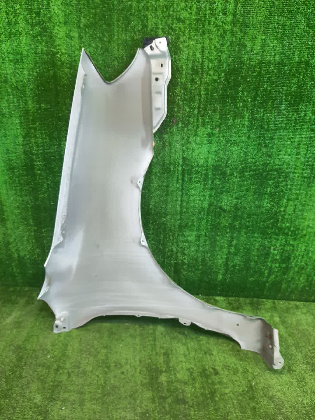 Крыло левое переднее TOYOTA ALLEX ZZE123 2752 3 ракурс